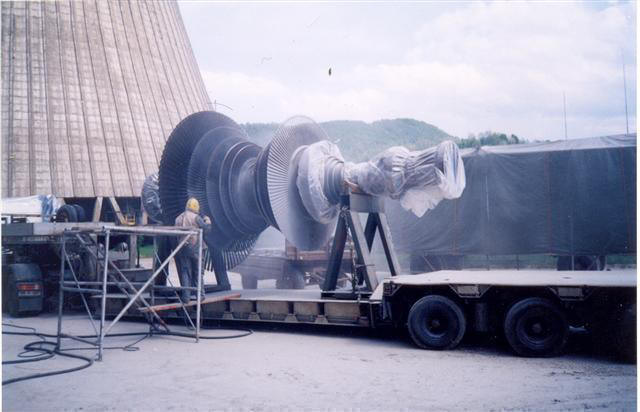 TE UGLjEVIK - pjeskarenje turbine, 2005.